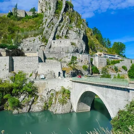 Villa La Salamandre De L Olivier - Le Mimosa