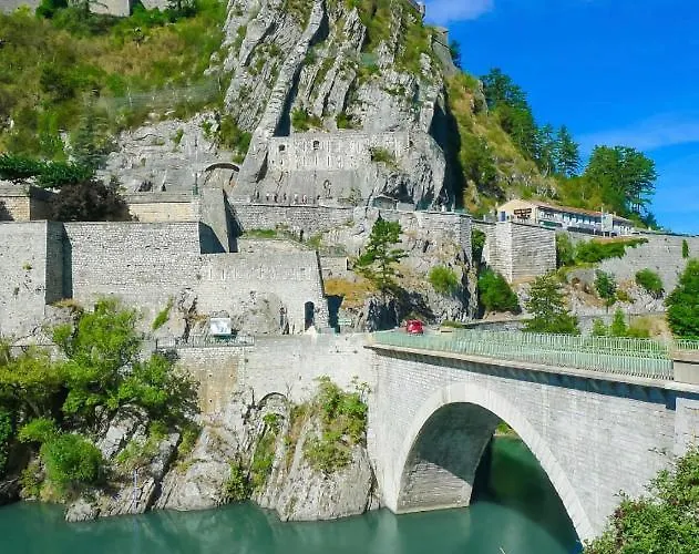 Villa La Salamandre De L Olivier - Le Mimosa