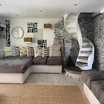 Villa La Salamandre De L Olivier - Le Mimosa Aubignosc