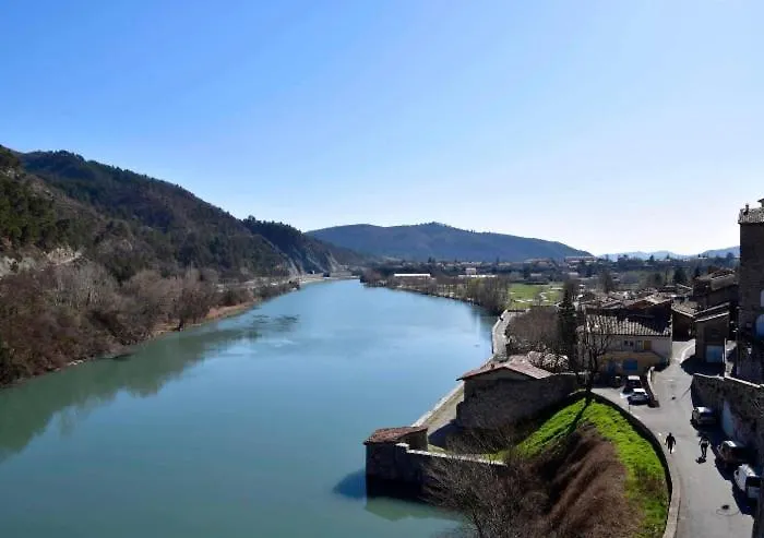La Salamandre De L Olivier - Le Mimosa * Aubignosc